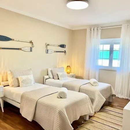 Antonio's Captain House Close To Beaches بيت للعطل *