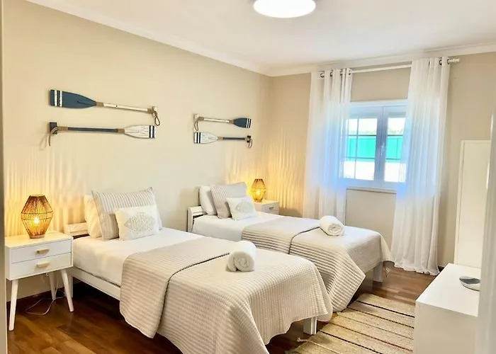 Antonio's Captain House Close To Beaches Holiday home *